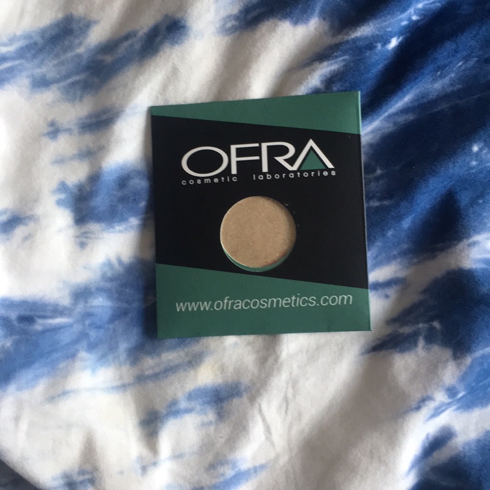 gold Eyeshadow NEW!!!